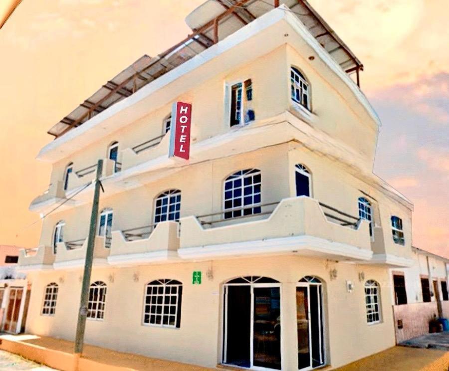 Hotel Baroni 프로그레소 외부 사진